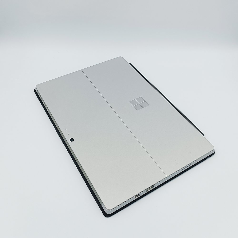 Microsoft Surface PRO 5 - Image 3